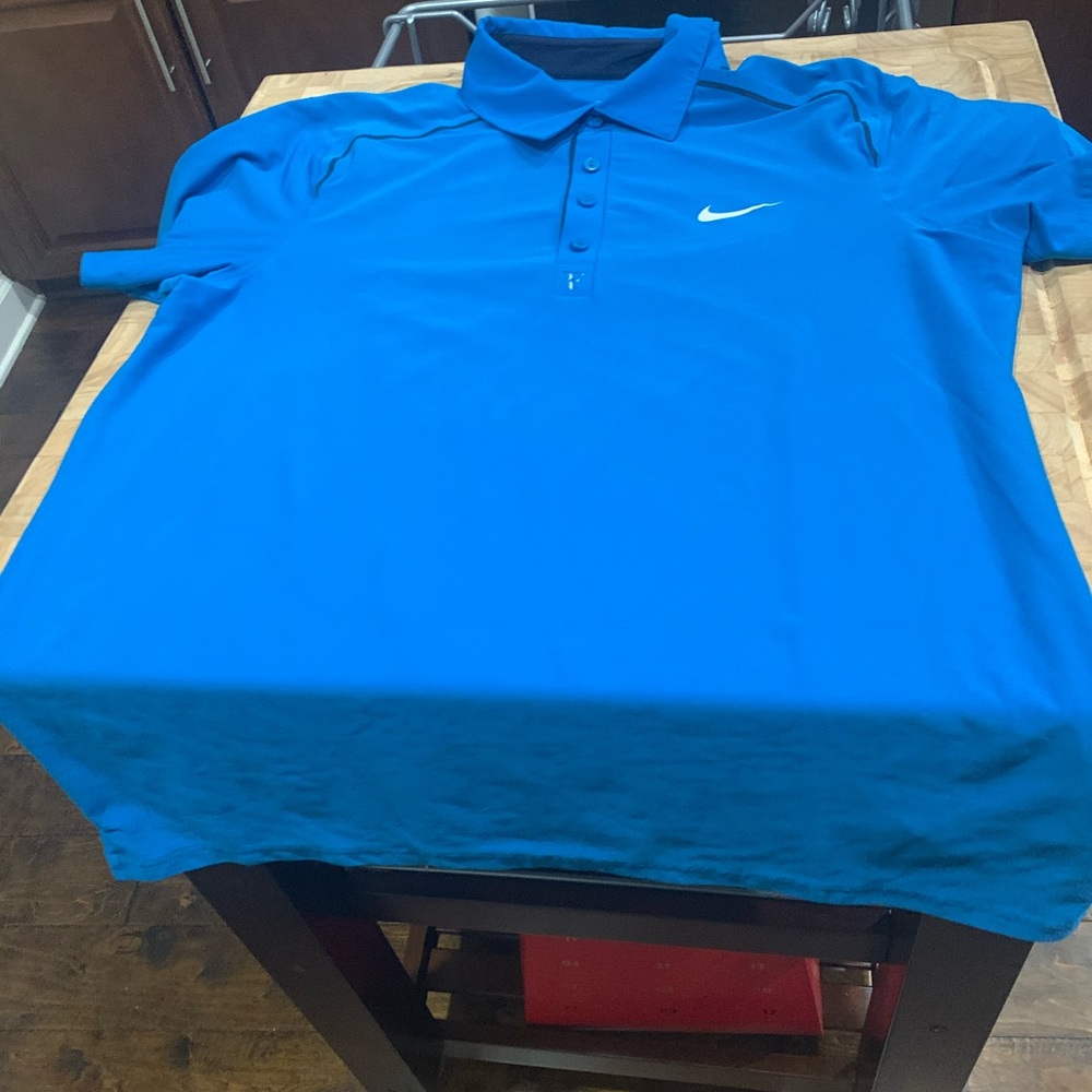 Men’s Roger Federer Nike Drifit Tennis Shirt